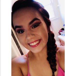 Meet your Posher, Joyce